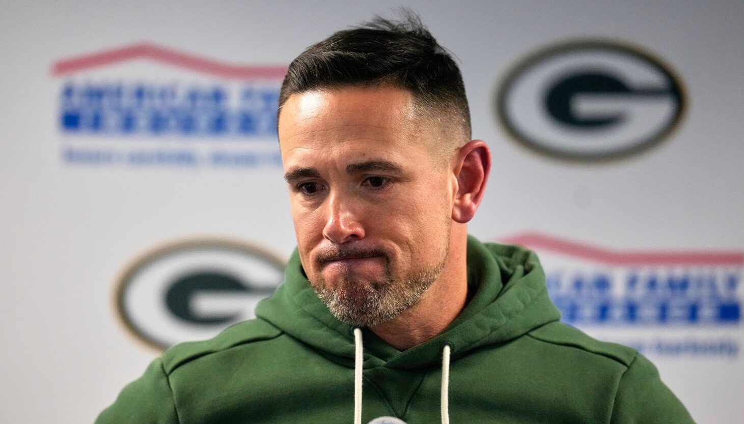 Bears' late rally stuns Packers, raises questions about Matt LaFleur's future in Green Bay