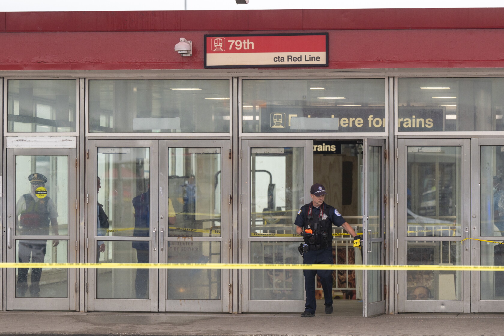 Two men shot during fight at 79th Street Red Line station - Chicago Sun ...