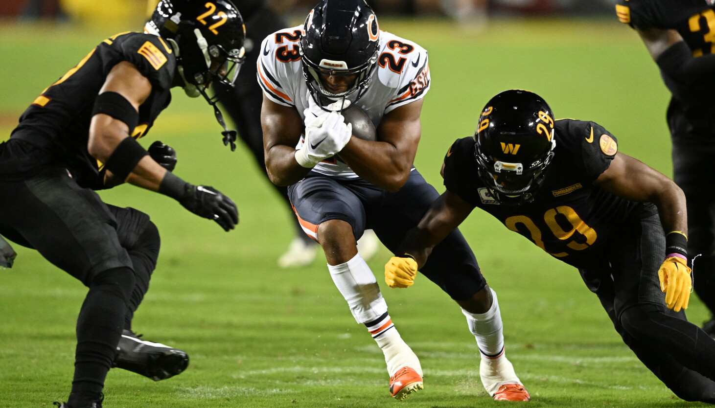 Bears begin roster cuts as deadline approaches for 53-man roster