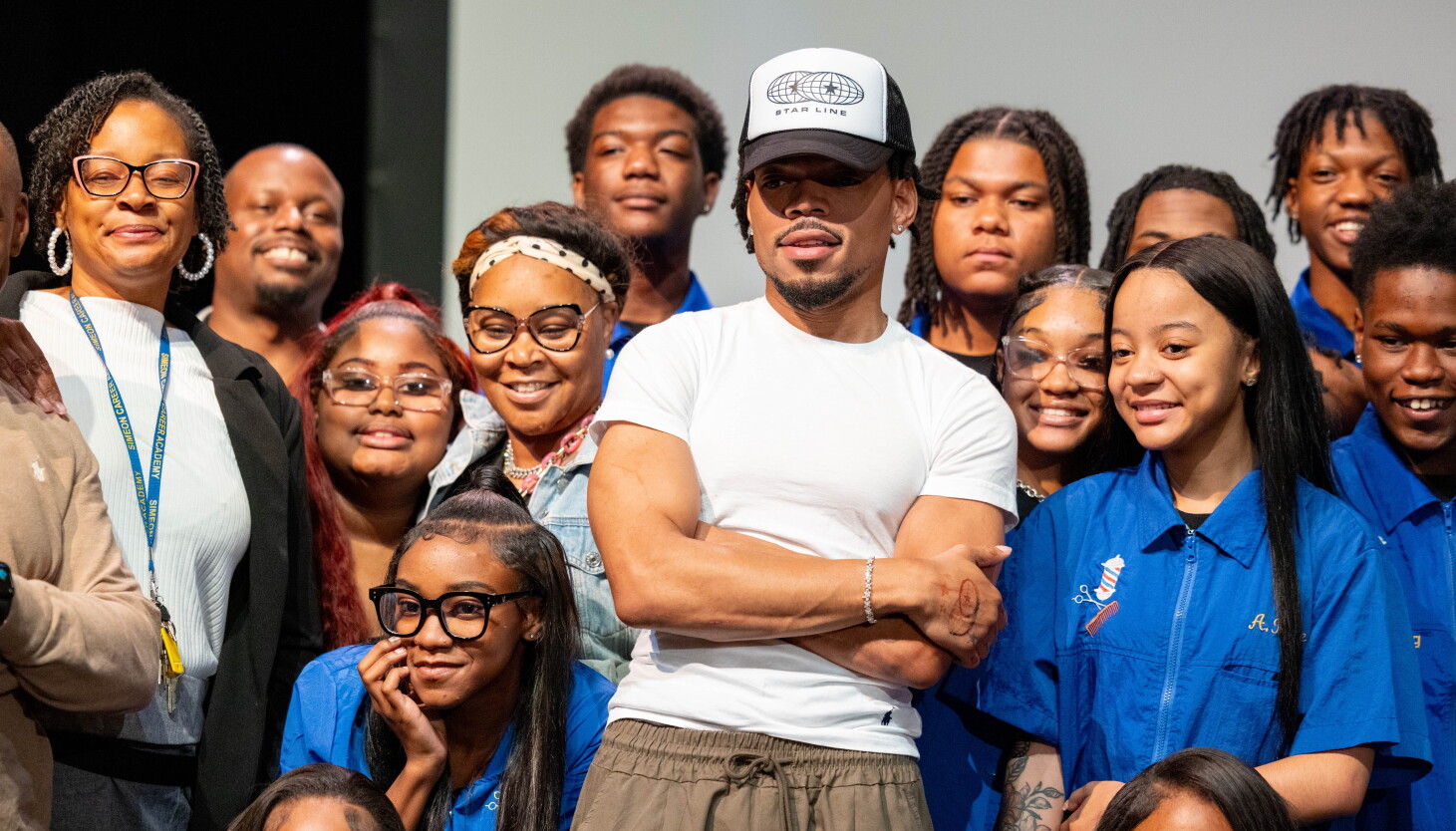 Chance the Rapper gives $100,000 to five CPS high schools - Chicago Sun ...