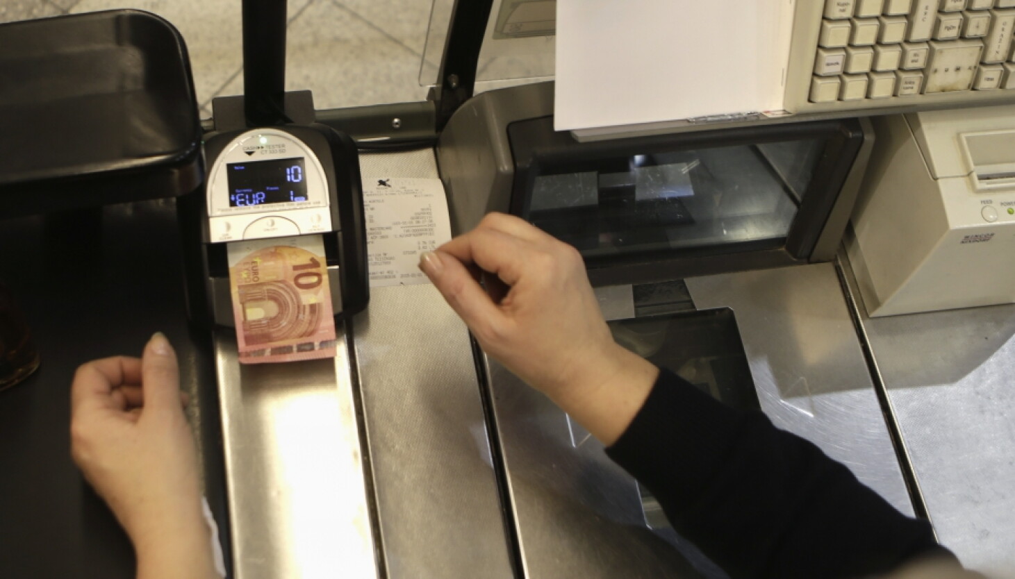 Money Less System Why we may be headed to a completely cashless society - WBEZ Chicago