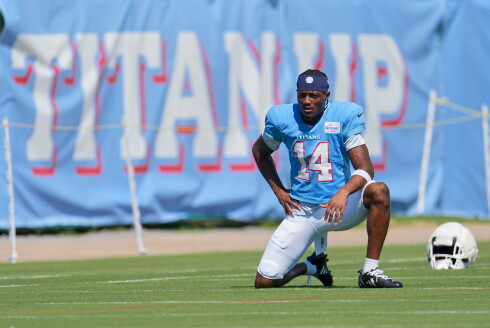 Titans Camp Football