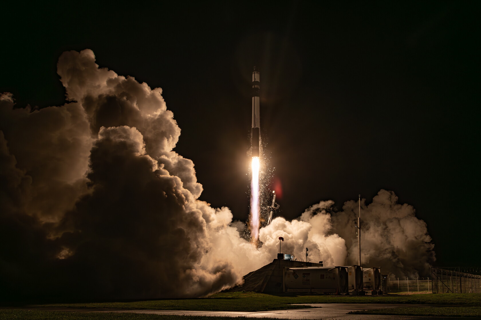 Wierdest Rockets 'Wild Wild Space' review: Solid HBO doc explores the business of ...