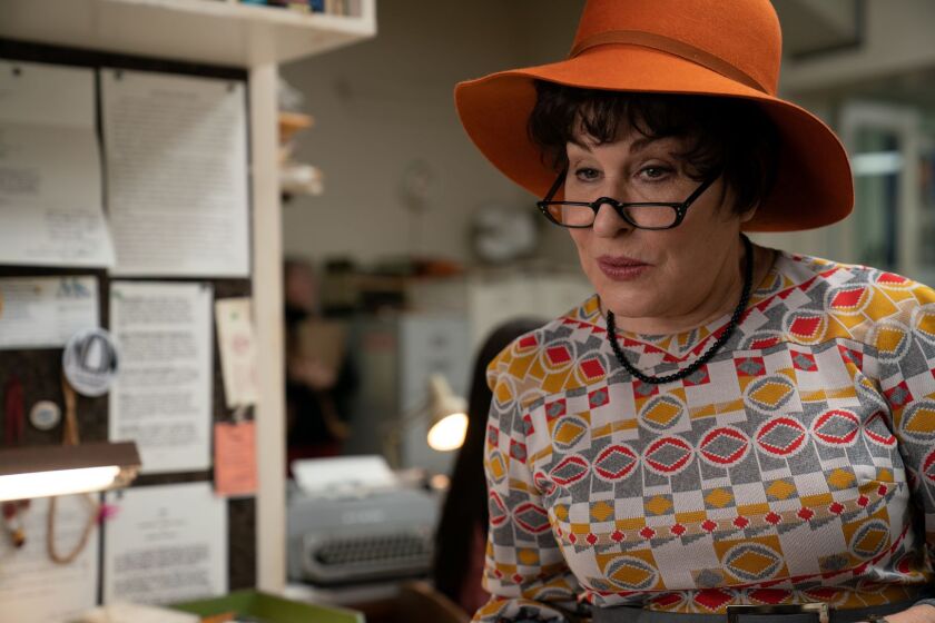 Bette_Midler_as_Bella_Abzug_in_THE_GLORIAS_Photo_Credit_Dan_McFadden_Courtesy_of_LD_Entertainment_and_Roadside_Attractions.s.jpg