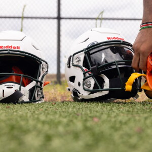 CSUFOOTBALL_260806-034A.jpg