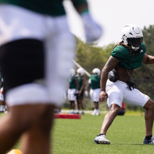 CSUFOOTBALL_260806-009.jpg