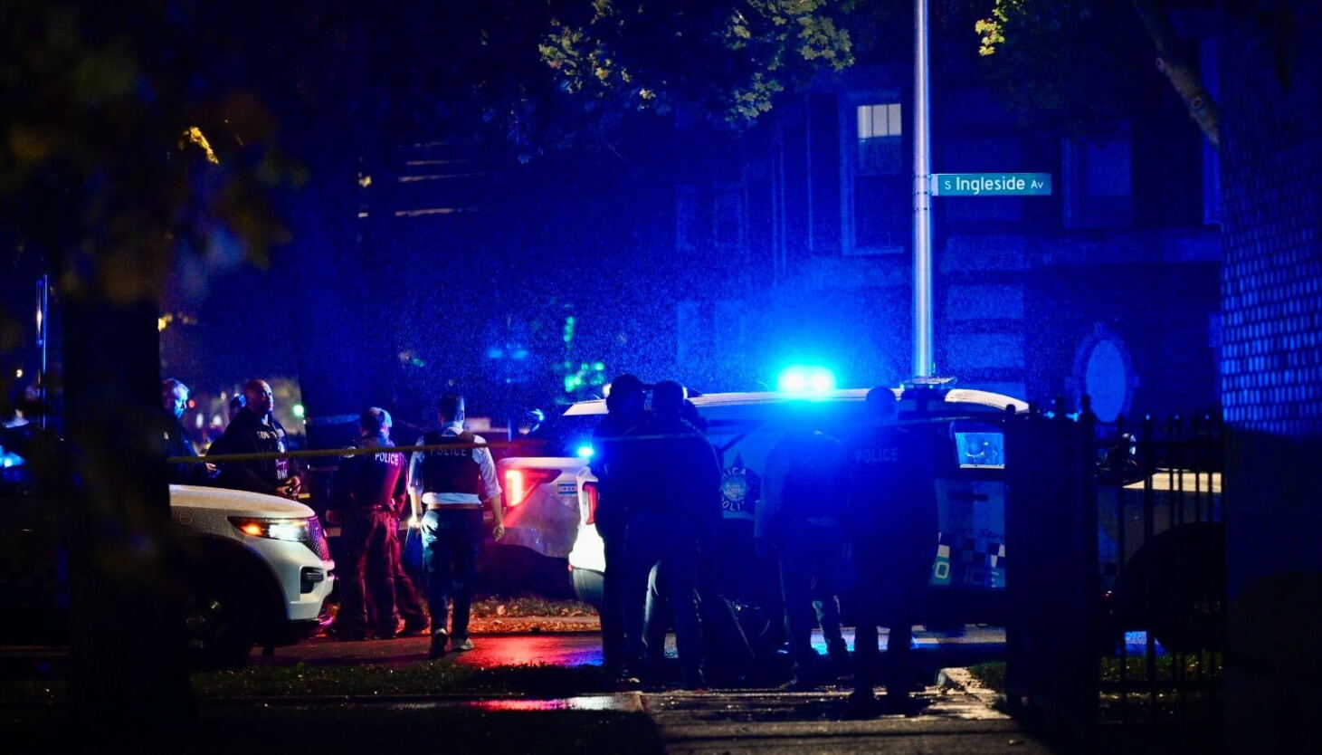 Chicago Police Officer Shot to Death in Chatham Chicago Police Officer Shot to Death in Chatham