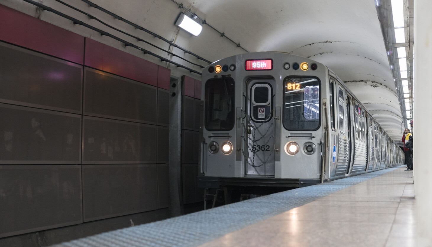 Fight on Red Line Train Fight on Red Line Train