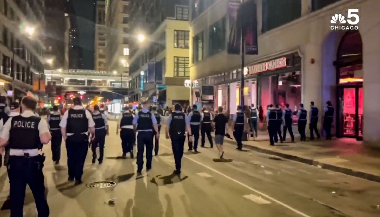 NextImg:Chicago leaders have no real plan to deal with youth violence downtown