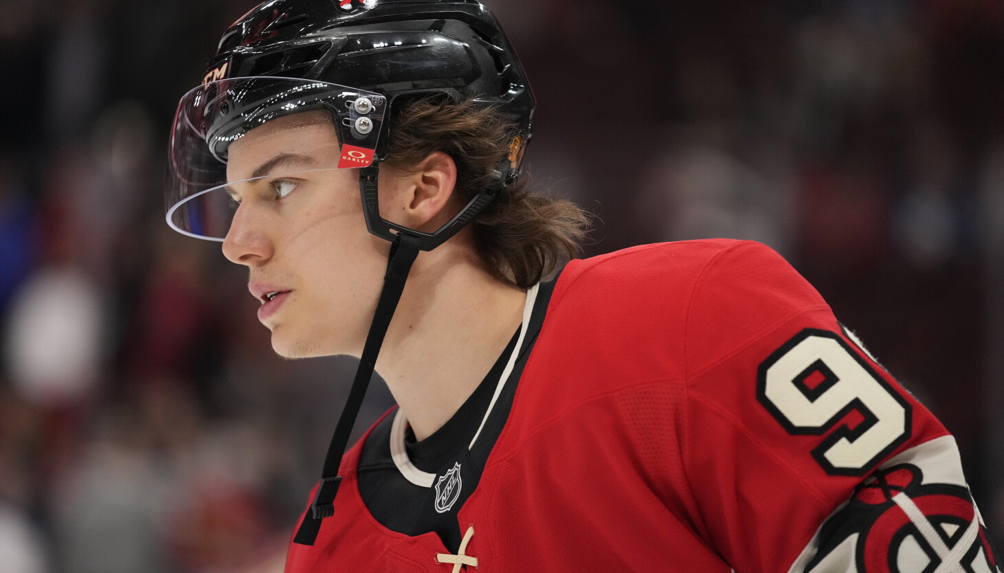 Ο Connor Bedard των Blackhawks τραυματίστηκε προφανώς στον αριστερό ώμο κατά τη διάρκεια μιας προπόνησης στο Βανκούβερ Ο Connor Bedard των Blackhawks τραυματίστηκε προφανώς στον αριστερό ώμο κατά τη διάρκεια μιας προπόνησης στο Βανκούβερ