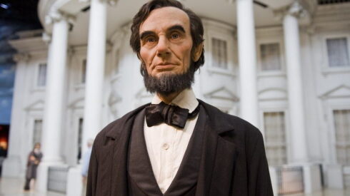 Figure of Lincoln outside a mock White House at the Abraham Lincoln Presidential Library and Museum in Springfield in 2012.