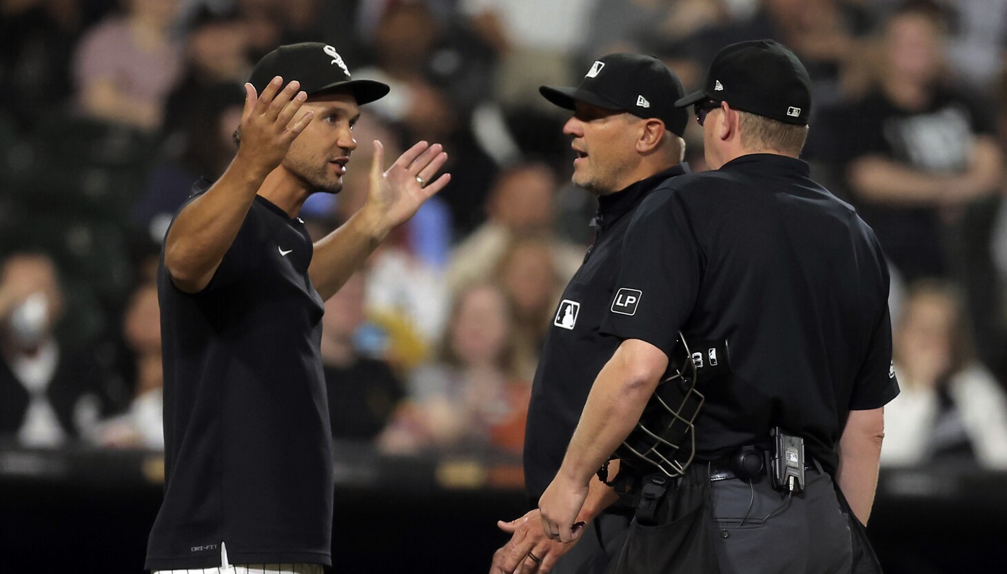 White Sox just as bad under Grady Sizemore, but players love him — and the feeling is mutual - Chicago Sun-Times