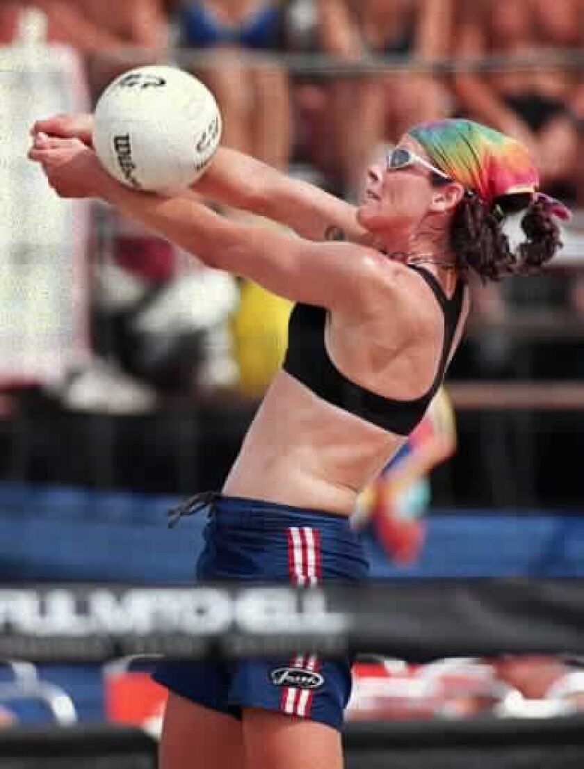 Nancy Reno plays in a tournament at North Avenue Beach in 1999. | Sun-Times file photo