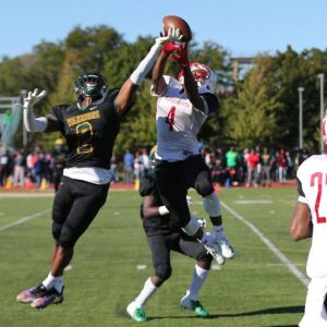 Westinghouse’s Tryvis Ousley (2) tips the ball. Allen Cunningham/For the Sun-Times.