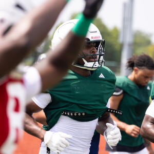 CSUFOOTBALL_260806-018.jpg