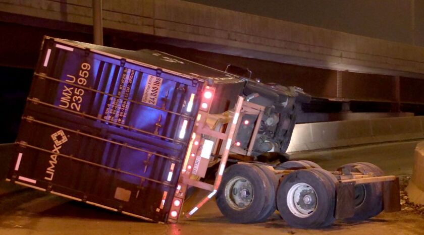No one was injured when a semitrailer overturned early Thursday as it was turning onto the Dan Ryan Expressway in Pilsen. | Justin Jackson/Sun-Times