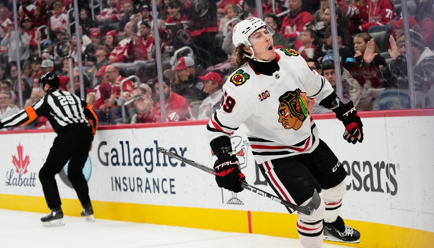 Blackhawks’ winning streak driven by power-play confidence and adjustments Blackhawks’ winning streak driven by power-play confidence and adjustments