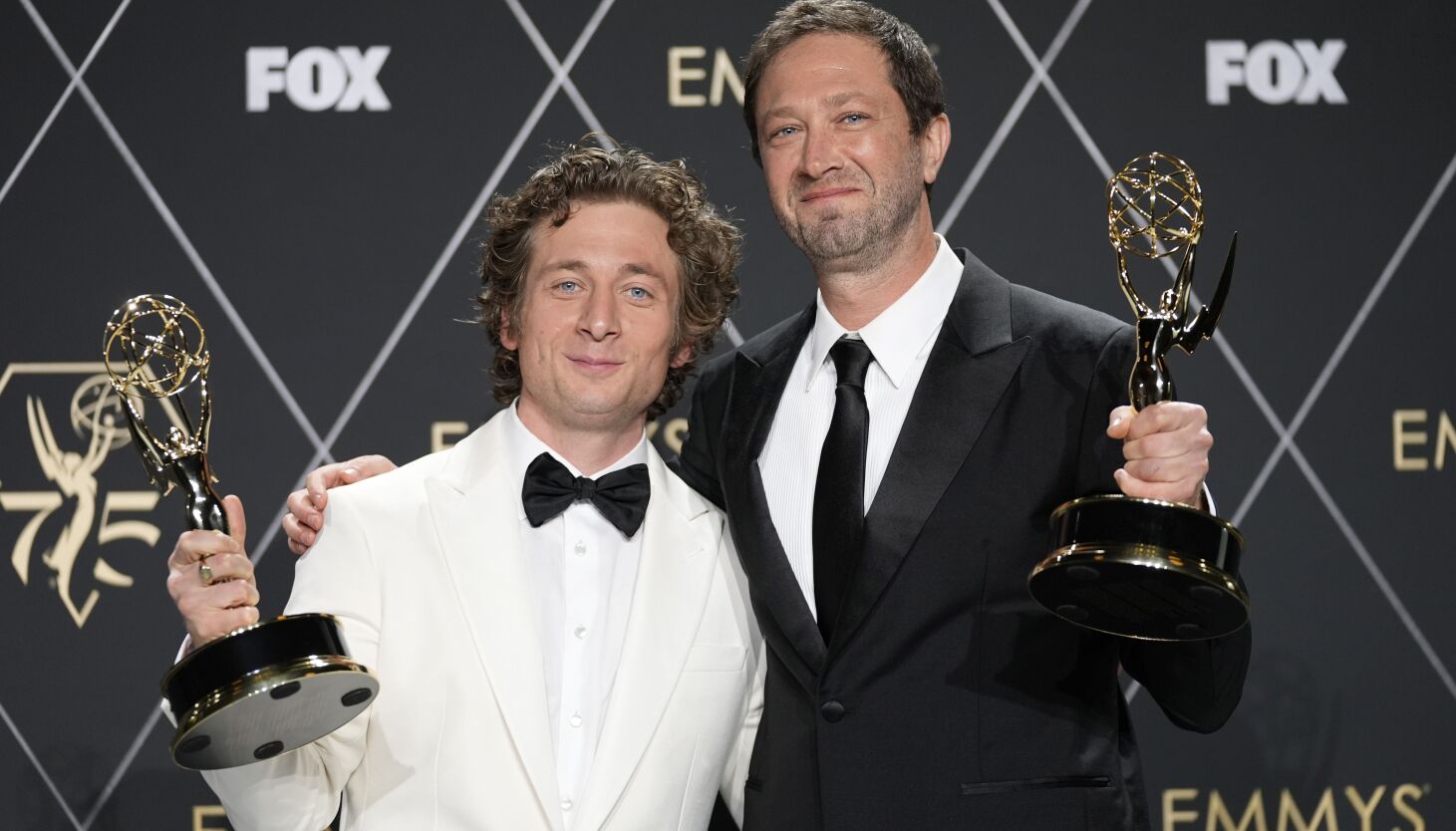 NextImg:‘The Bear’ makes a meal of Emmy Awards