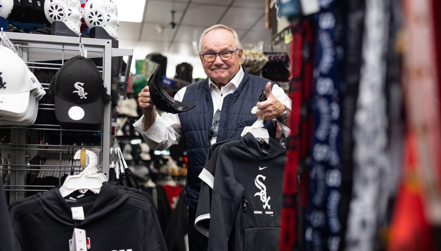 Sales surge for businesses near Rate Field as White Sox gears up for Game 3