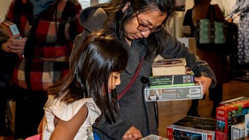 Great Andersonville Puzzle Exchange - Photo by Erica Ruyle.jpg