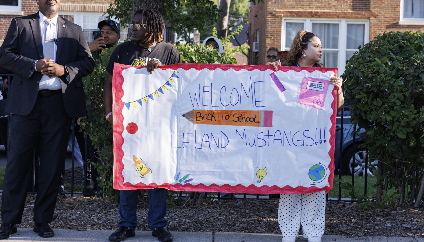 The Rundown: Chicago Public Schools is back in session