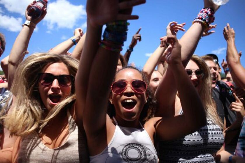 Fans at Perry’s Stage check out Peking Duck, the electronic music duo from Australia at Lollapalooza on July 31, 2015. | Saiyna Bashir/ Sun-Times.
