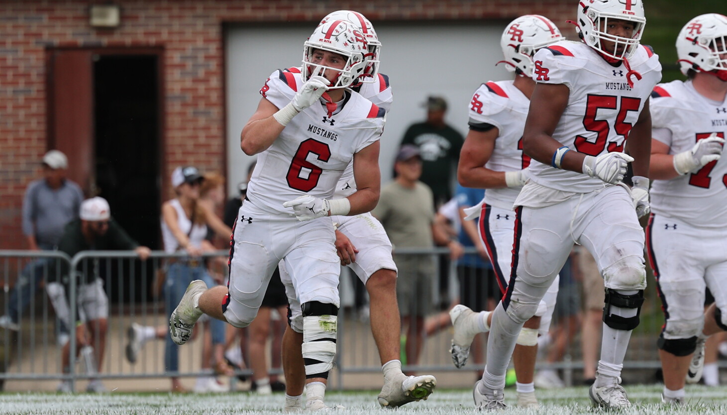 Mountable Mini Clock Playoff pairings quick takes: Loyola vs. Mount Carmel rematch, Huntley ...