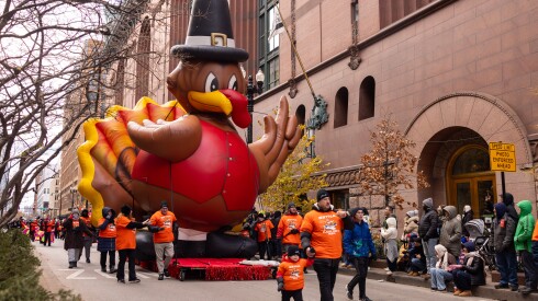 The Setna iO turkey rolls down the 91st Chicago Thanksgiving Parade along State Street in the Loop. | Candace Dane Chambers/Sun-Times.