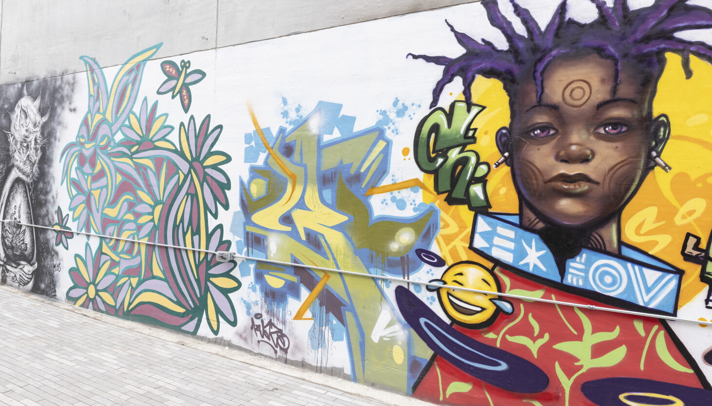 Chicago Rapper Mural Chicago murals: Ramova Theatre features South Side artists' work on ...