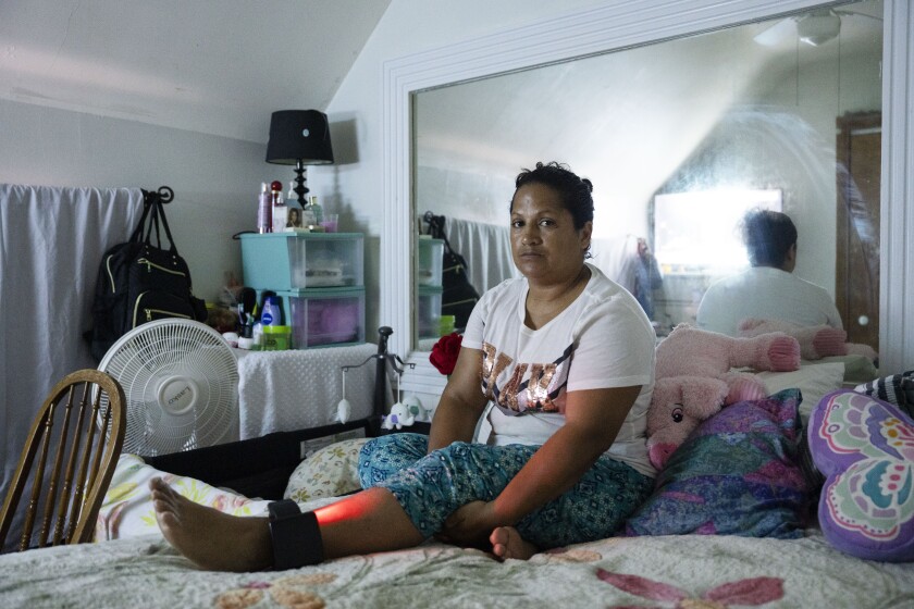 More immigrants are under surveillance by ICE’s Chicago field