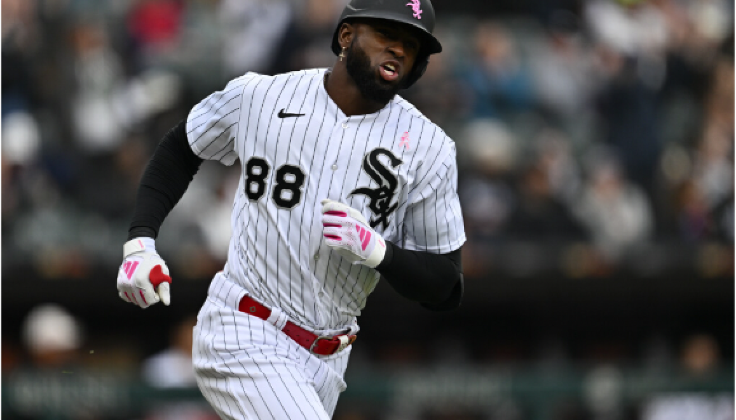 White Sox' Luis Robert Jr. aims to be even better in 2024 - Vimarsana News