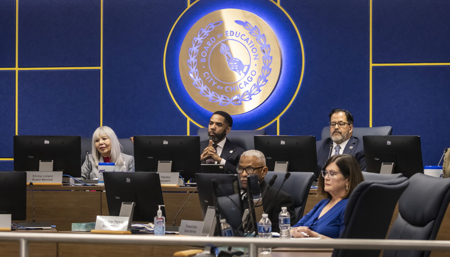 CPS floats plan to align administrative offices with elected school board districts, raising red flags CPS floats plan to align administrative offices with elected school board districts, raising red flags