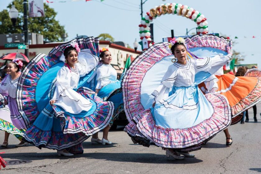 Folkloric dancers from Back of the Yards perform in the 26th Street Mexican Independence Day Parade on September 10, 2017. | Max Herman/For the Sun-Times