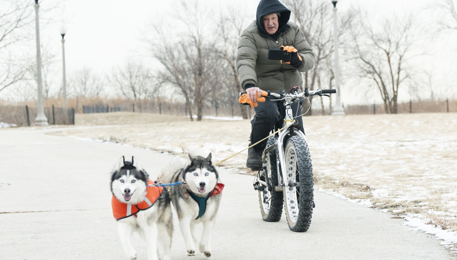 In bitter cold, Polar Adventure Days goes on as planned at Northerly Island Park: ‘Life doesn’t stop’