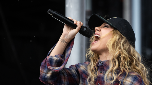 Slayyyter performs on the Bud Light stage on Day 2 of Lollapalooza in Grant Park, Friday, July 31, 2026.
