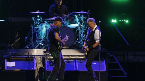 Rage Against the Machine guitarist Tom Morello guests on guitar during Bruce Springsteen and the E Street Band’s show Wednesday at the United Center.