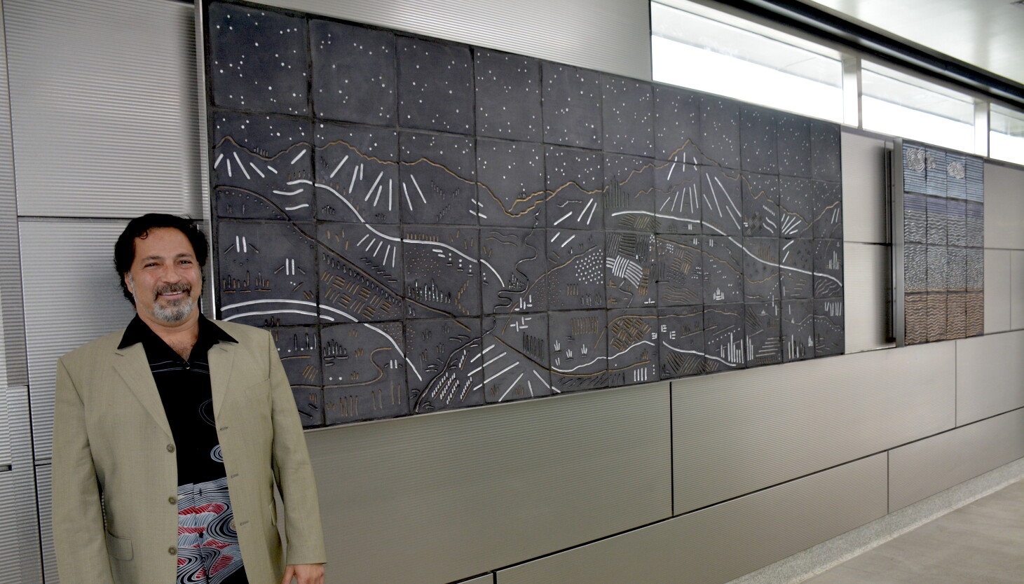 Jason Messinger Chicago murals: Illinois Medical District station muralist Jason ...