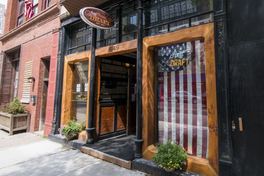 First Draft bar in Printers Row in Chicago. | Tyler LaRiviere/Sun-Times