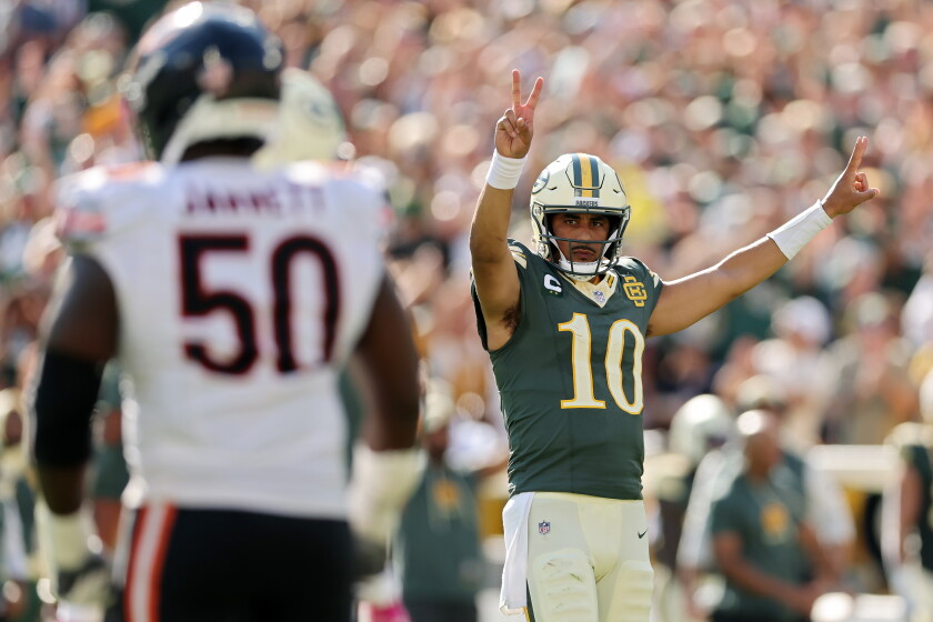 Optimist vs. Pessimist: Bears could struggle to dig out of NFC North hole