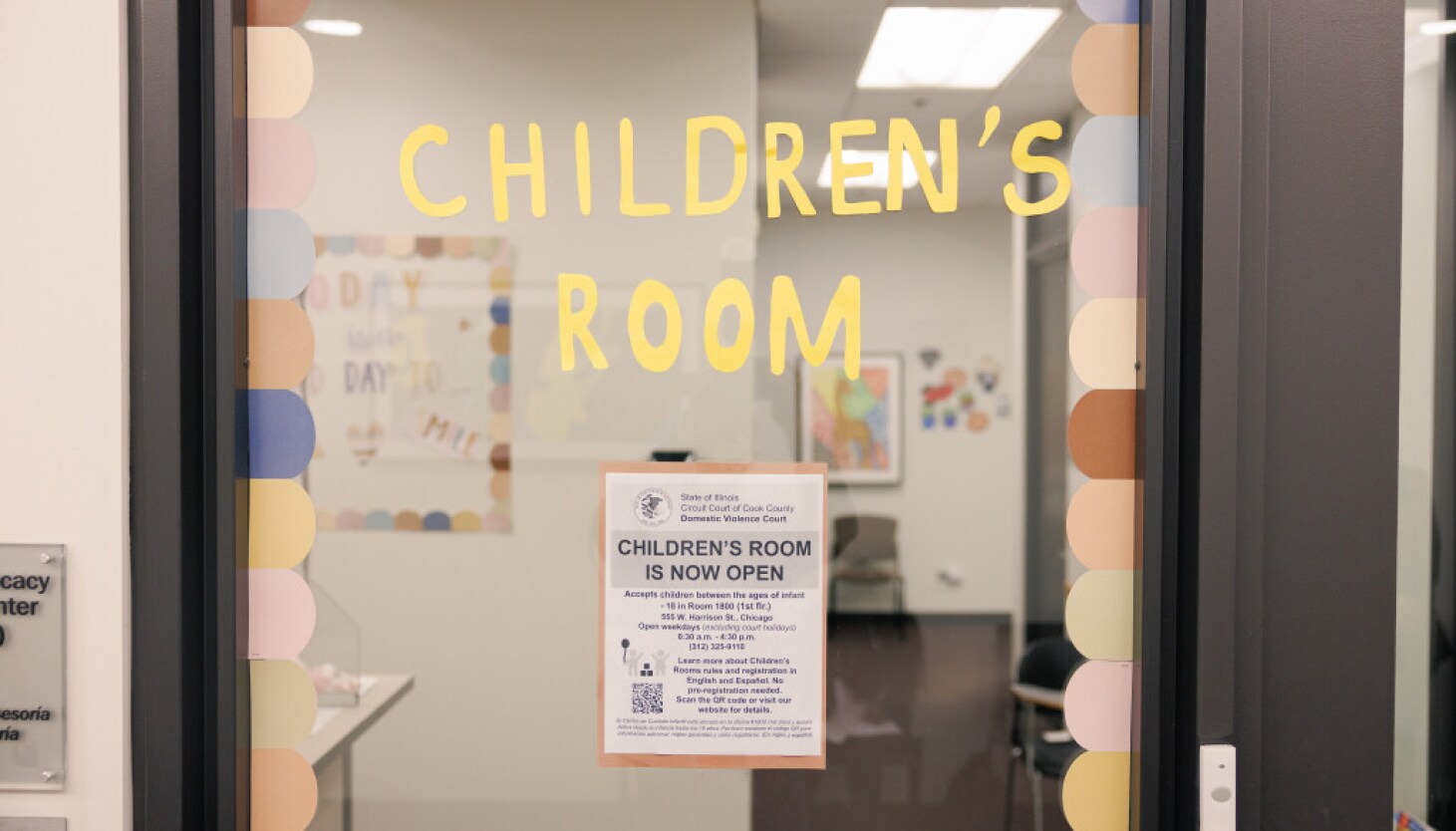 Kids caught in the middle of domestic violence cases offered support, solace by Cook County court Kids caught in the middle of domestic violence cases offered support, solace by Cook County court