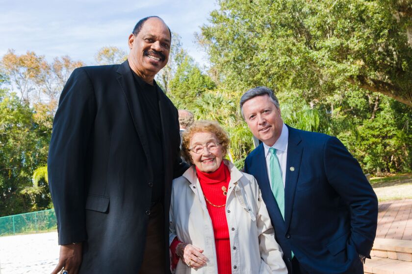 HR0643_Groundbreaking_JU1617__16LauraEvans__1_.jpg