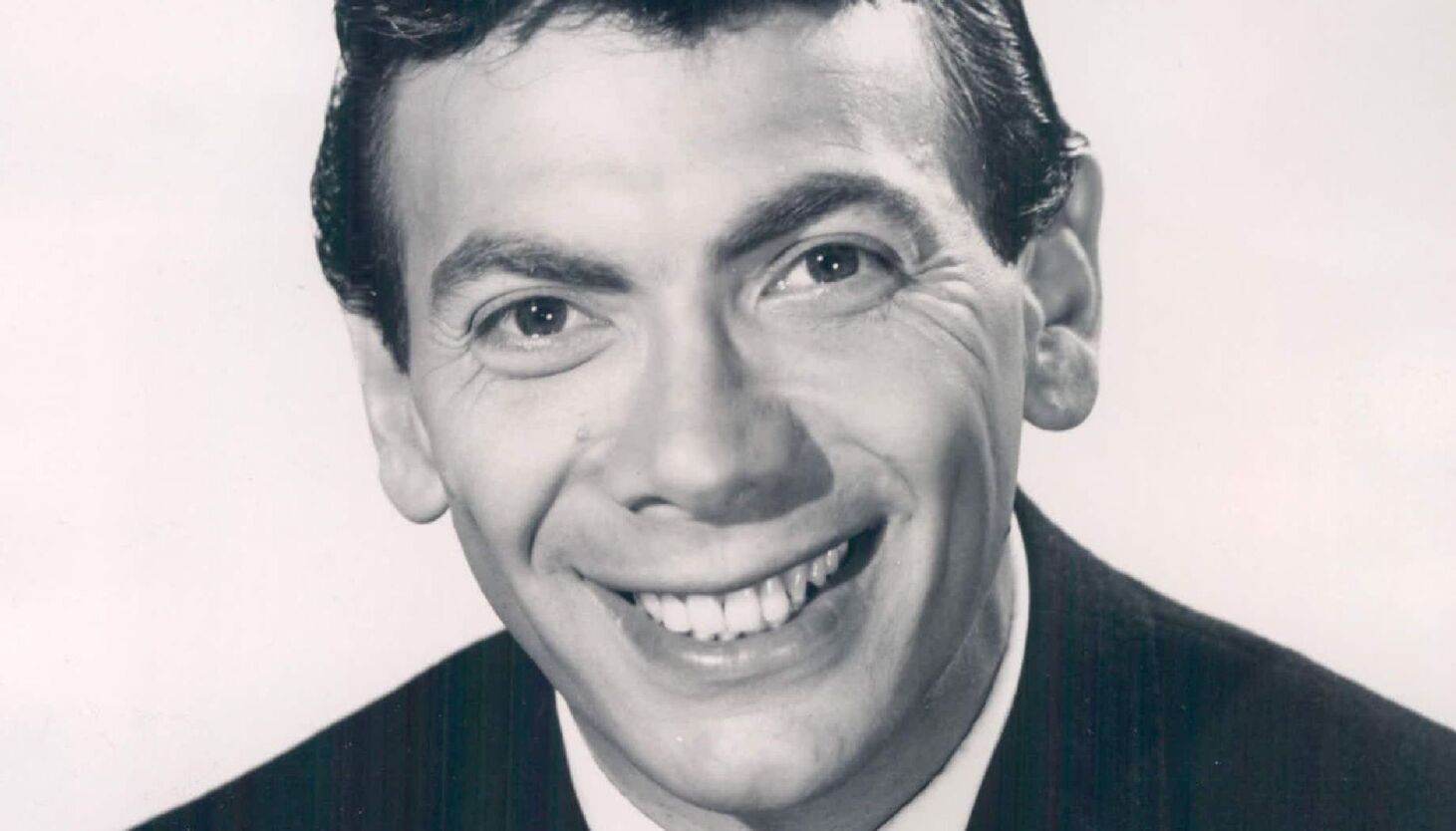 NextImg:Ed Ames, singer who starred in TV’s ‘Daniel Boone,’ dies at 95