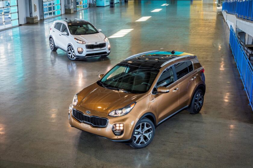 10918_2017_sportage_sx_turbo_2wd_sx_turbo_awd.jpg