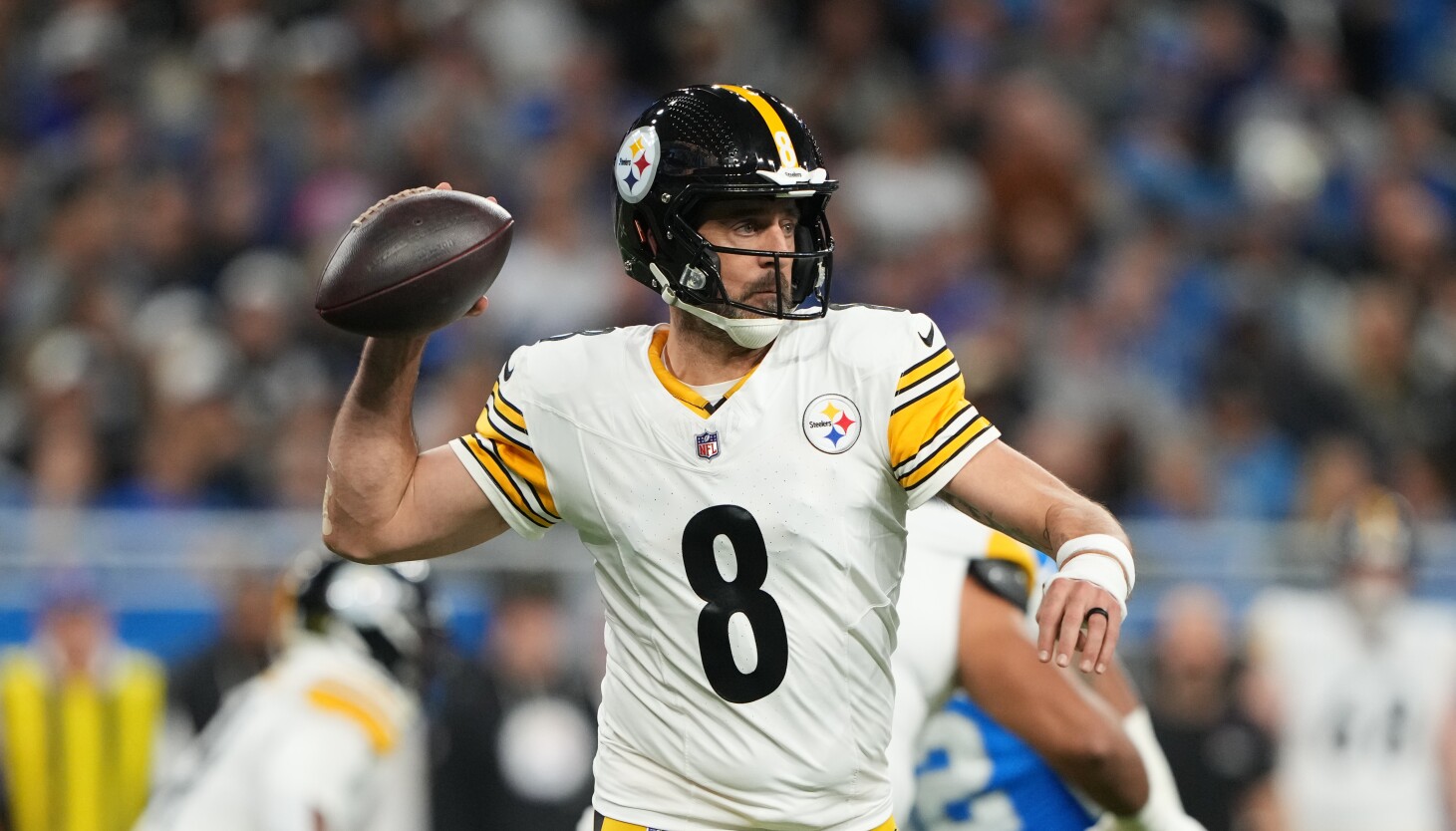 Steelers and Aaron Rodgers give Bears an assist, beat Lions 29-24 in wild finish