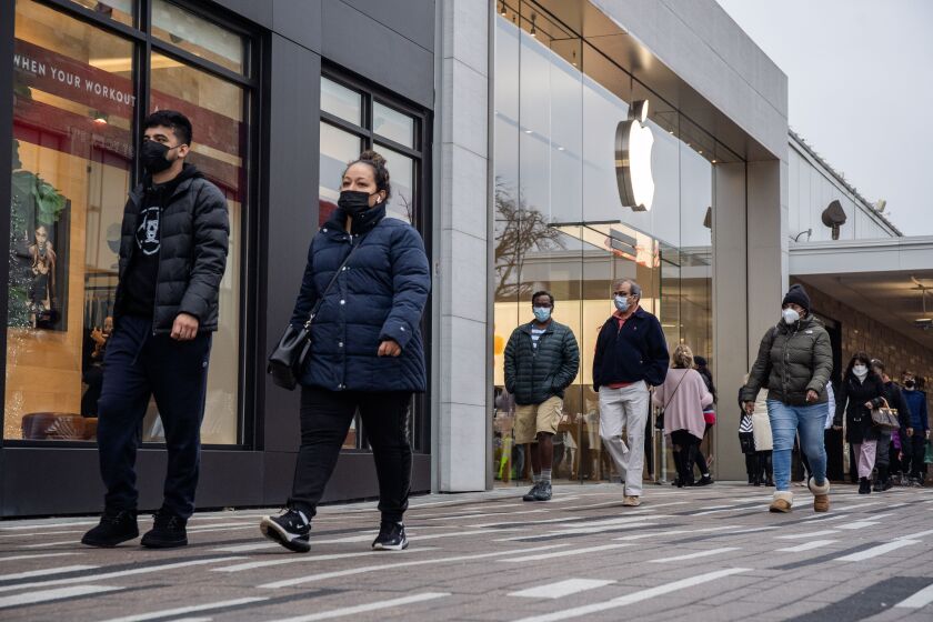 Oakbrook Center shooting: Suspected shooter among 4 wounded in brazen  gunfightl, 2nd suspect at large, mall reopens Christmas Eve - Chicago  Sun-Times