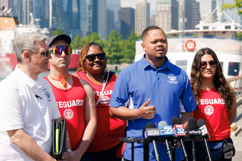 Water Rescues Chicago First responders stage water rescue drill to promote safety along Lake ...