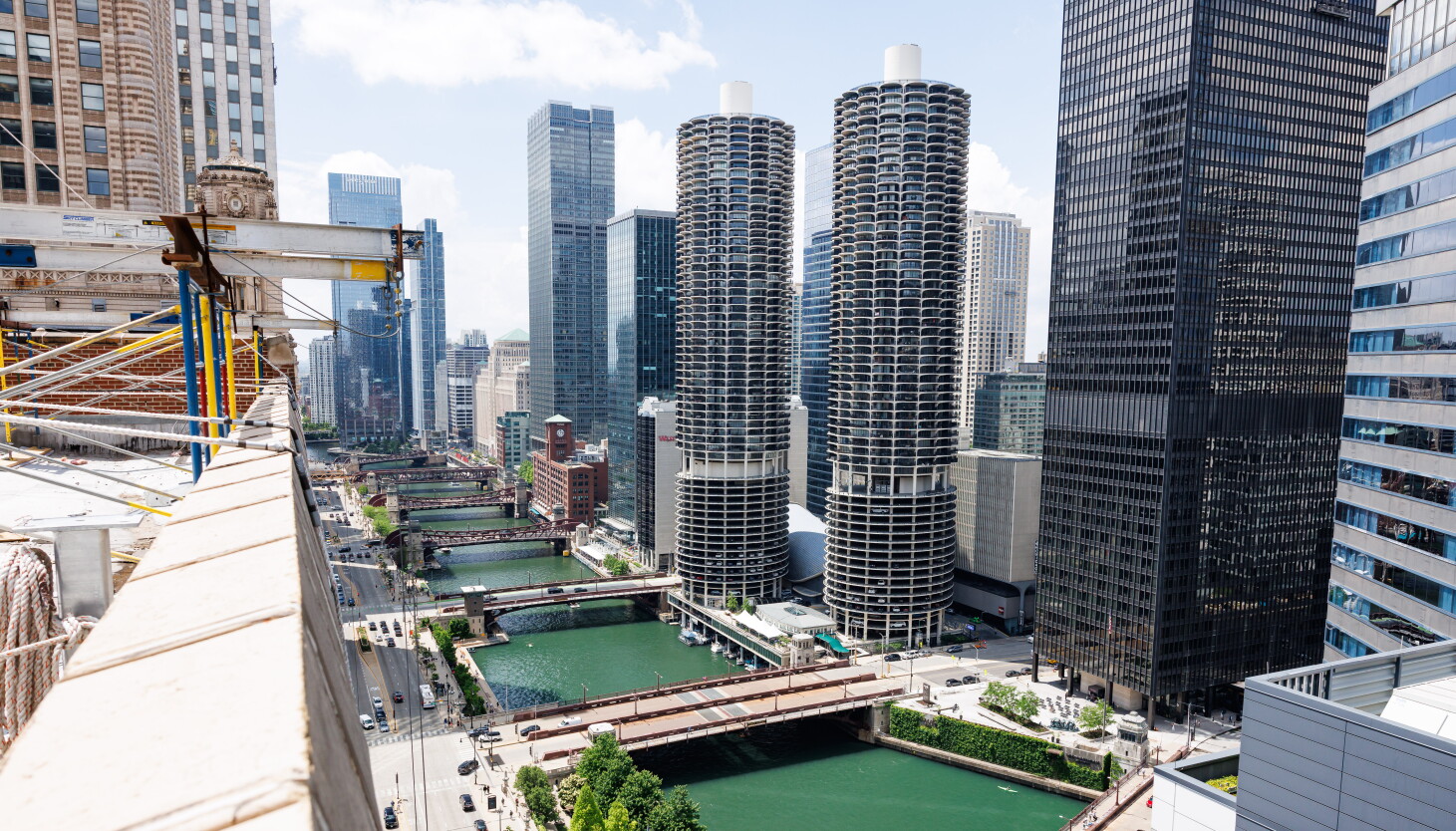 Loop building goes residential in latest wave of office conversions