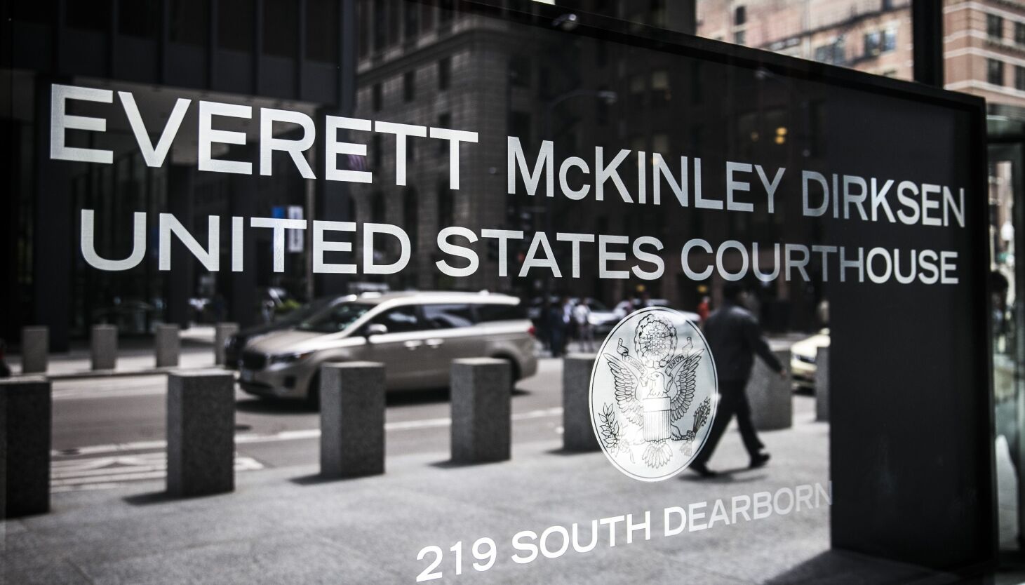 NextImg:Former Chicago cop pleads guilty in kidnapping, sex abuse case