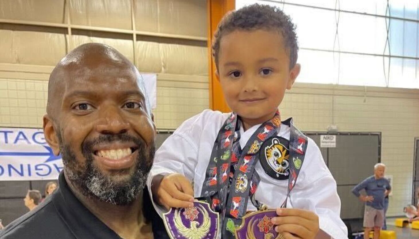 NextImg:Charles Caldwell Jr., devoted family man and former NFL hopeful, dies at 44