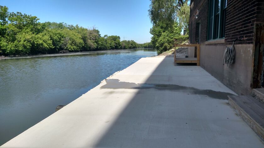 Bubbly Creek by the Chicago Maritime Museum.<br>Credit: Dale Bowman